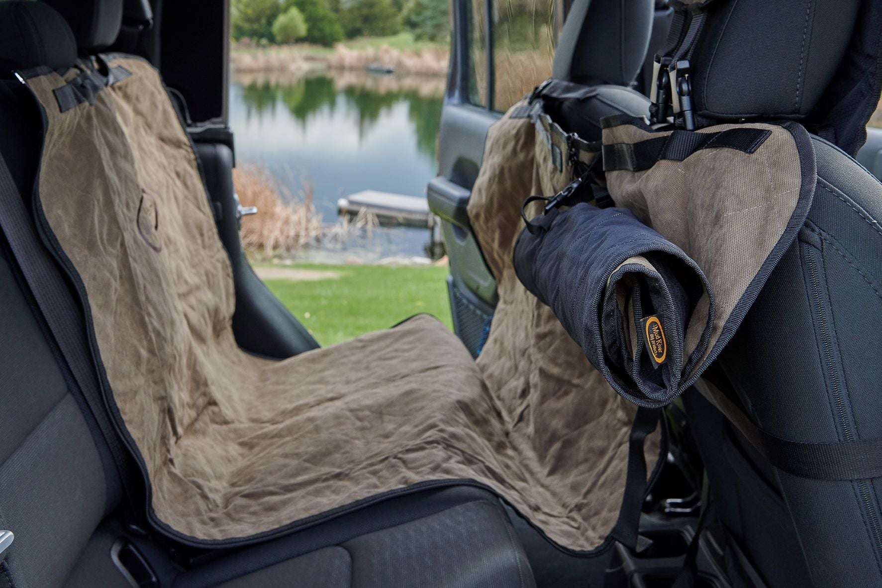 Mud River Shotgun Bucket Seat Cover / Utility Mat